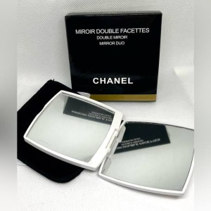 Дзеркало кишенькове подвійне Chanel біле. Photo 3